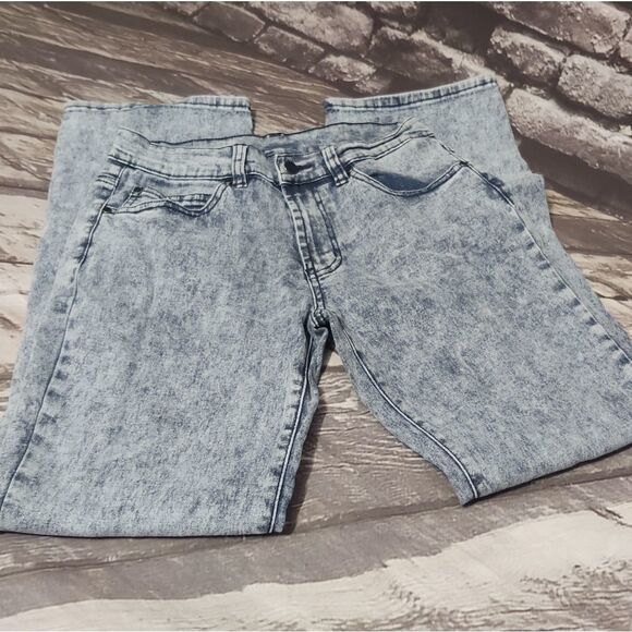 DG2 by Diane Gilman Stonewashed Jeans 8P - Picture 1 of 4